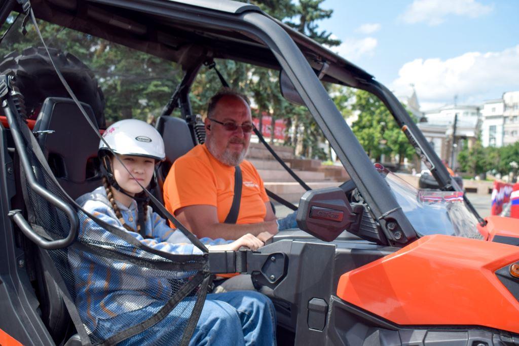 Парад дорожной техники в Челябинске